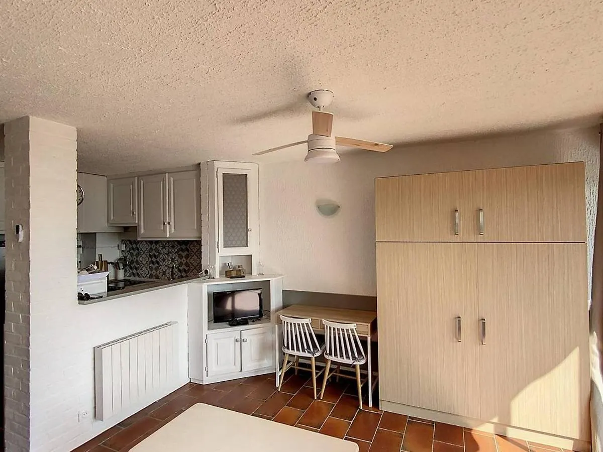 Daire Studio En Bord De Mer, Rez De Jardin, Acces Plage - Fr-1-610-90 Bormes-les-Mimosas